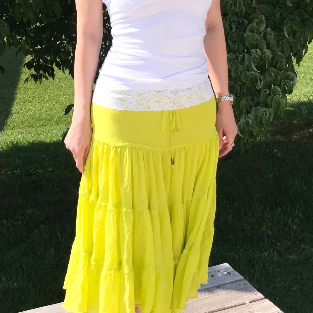 💚Express Long Flowy skirt💚